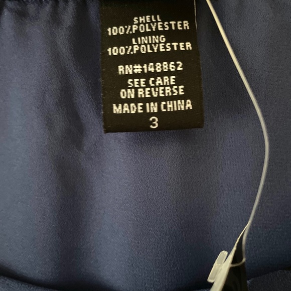 NWT Torrid Navy & Black Floral Tulip Back Blouse - Picture 7 of 10